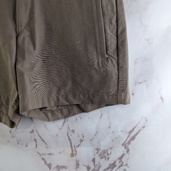 Title Nine Shorts Womens 2 Brown Mid Rise Nylon Cargo Hiking Ripstop Utility - Picture 4 of 8